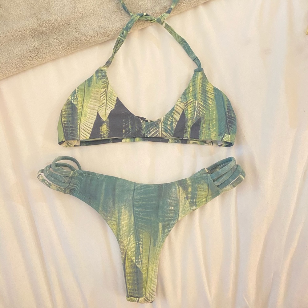 midori green palm leaves bikini